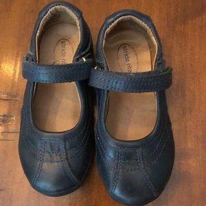 💗SOLD💗Stride rite 8.5m